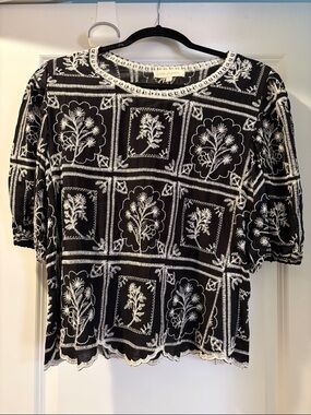 Solitaire Black and White Embroidered Boxy Short Sleeve Top